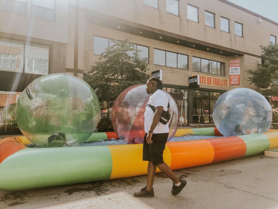 roulade sur l'eau - les gars des jeux - location de jeux géants montréal québec